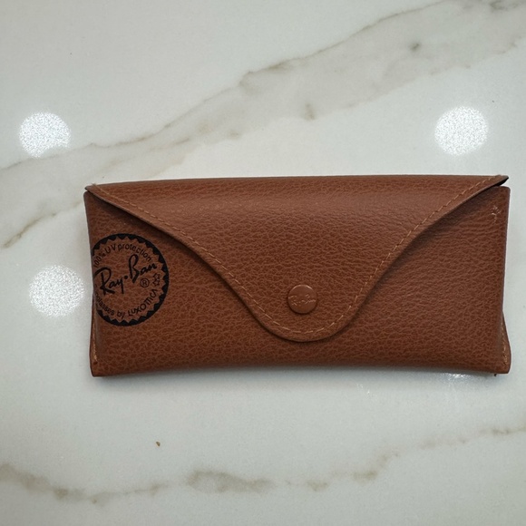 Authentic Rayban Sunglasses with Case - Picture 5 of 5